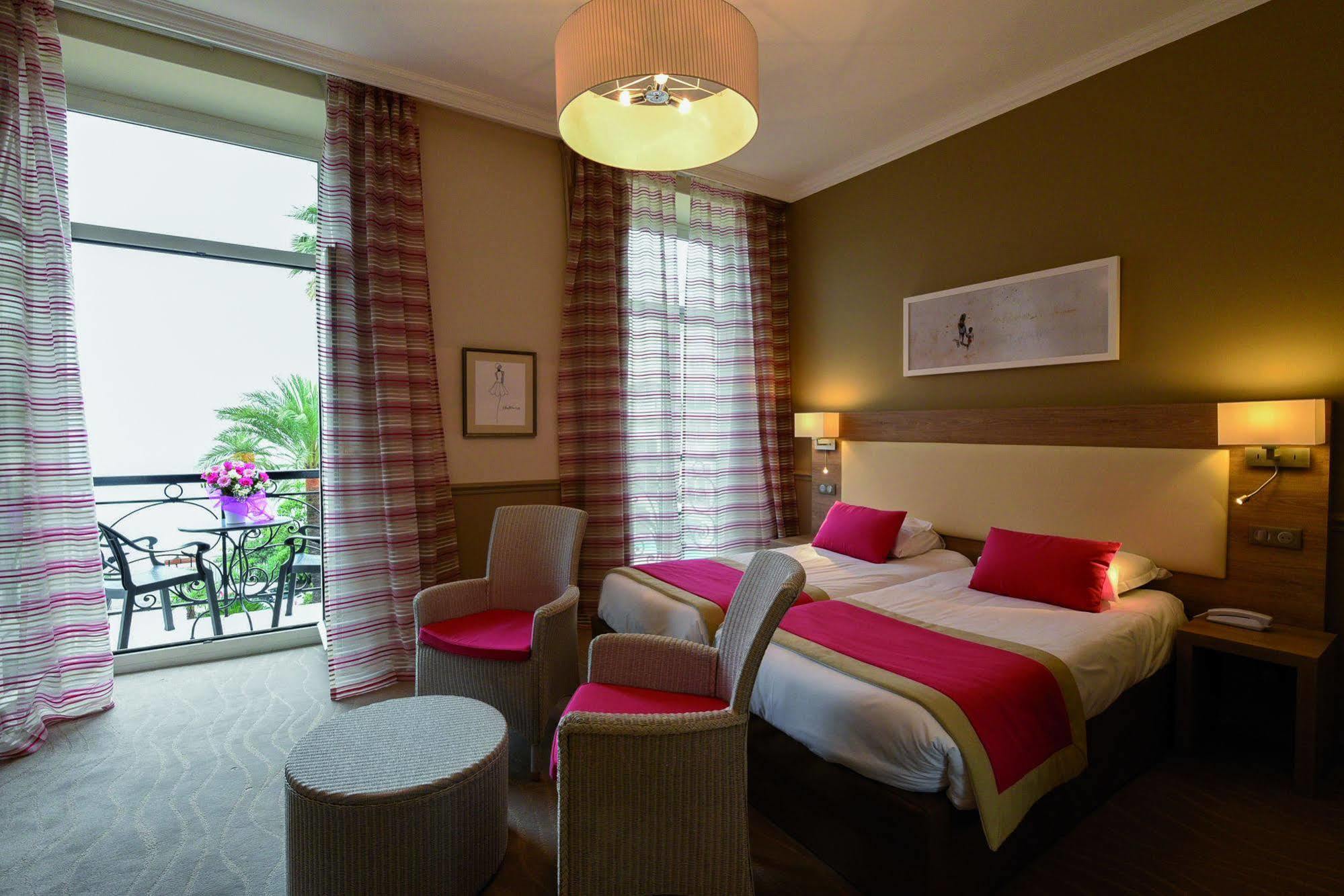 Hotel Bleues Royal Westminster